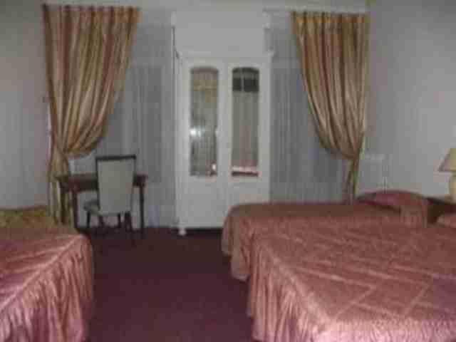 Arcantis Hotel Metropole Chatel-Guyon Room photo